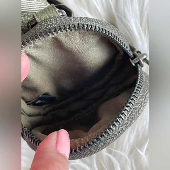 CA074 - Coach Charter Crossbody with Hybrid Pouch in Signature Leather - Picture 7 of 15